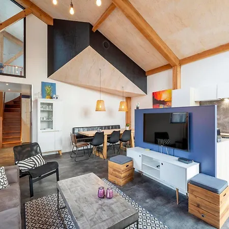 Near Sint Maartenszee With Jacuzzi * Sint Maartensvlotbrug