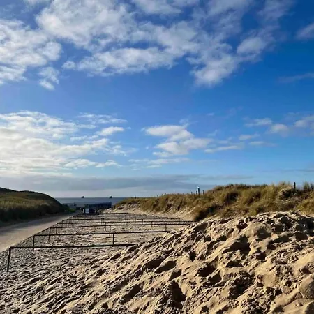 Near Sint Maartenszee With Jacuzzi Villa Sint Maartensvlotbrug