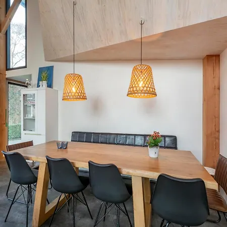 Villa Near Sint Maartenszee With Jacuzzi Sint Maartensvlotbrug